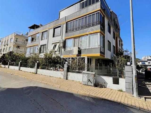 Full Eşyalı Lara'da Bakımlı Ferah Aile Binası 2+1 Daire