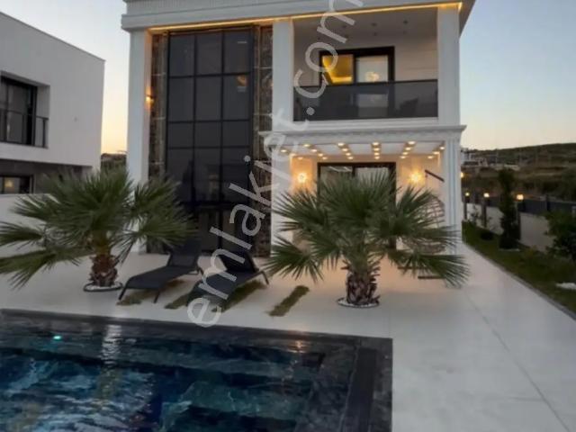 Full Eşyalı Yerden Isıtmalı Akıllı Sistem 500m Arsa İçinde Tam Müstakil Villa