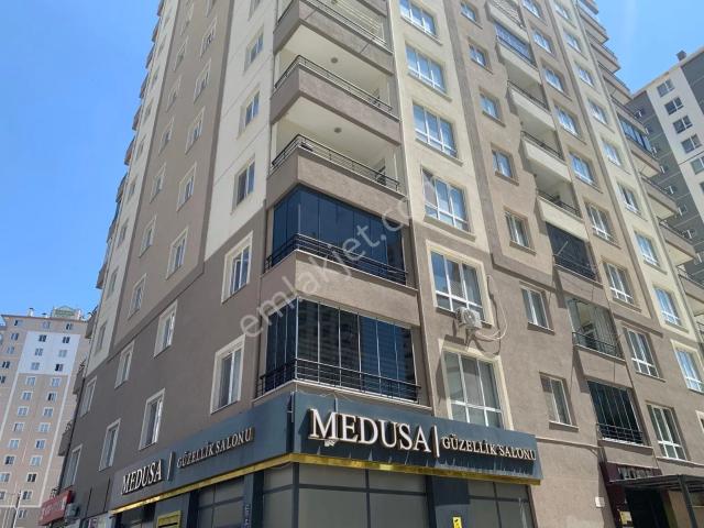 Full Eşyalı 2+1 Daire Kiralık
