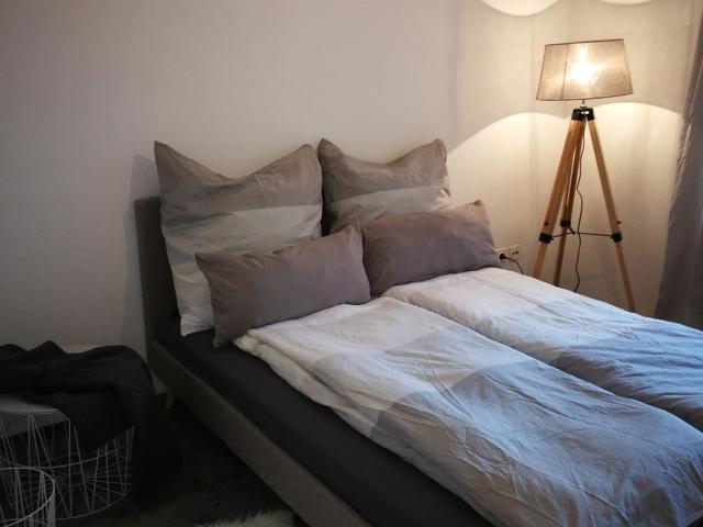 Full Furnished Apartment 80m², ground floor, 2,5 rooms, with terrace in Frankfurt´am Main Niederrad, Frankfurt Amsterdam Apartments for Rent