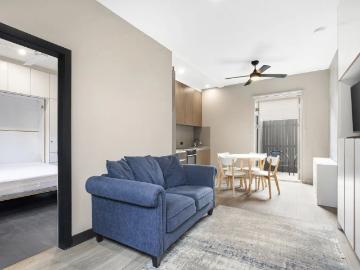 Studio + Pool + 5 Bedrooms with Dual Access Living in Sunset Park
