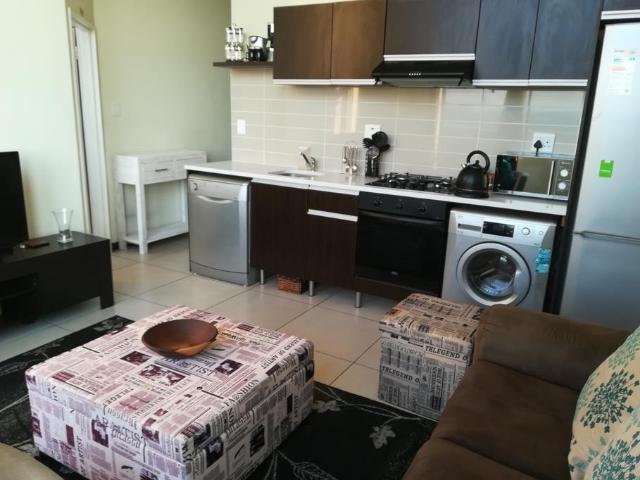 FULL FURNISHED Apartment To Rent in Fourways, Sandton