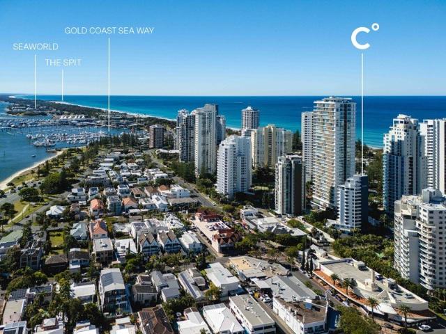 Full floor coastal prestige in the heart of Main Beach