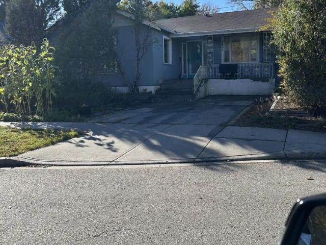 Full house Rosedale/Crescent Heights — 2 Bedrooms House
