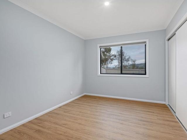 FULL SELF CONTAINED APARTMENT ROOMING HOUSE