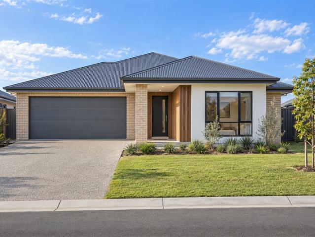 Full Turnkey Fixed Price Home in Glenvale $830,000