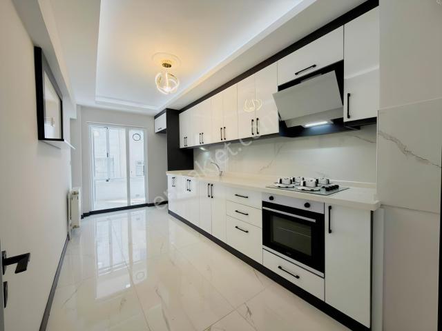 Full Yapılı Merkezi Konumda 3+1 Kiralık Daire