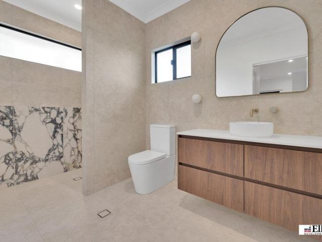 Fully Turn Key Family Home in Cosgrove Estate