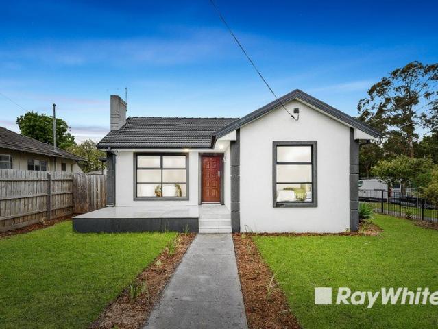 FULLY UPDATED WITH OWN STREET FRONTAGE ON 329m2!