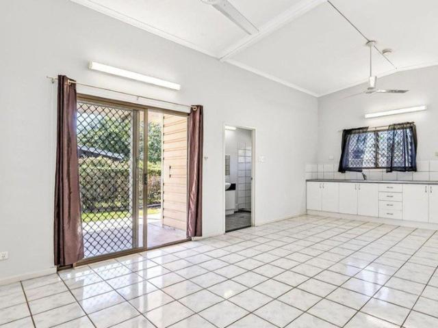 Fully Air Conditioned 2 Bedroom UNIT With Spacious Open Plan Living