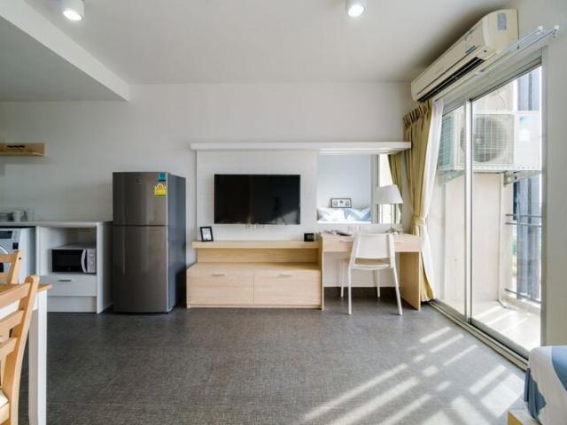 Fully Cozy room ห้องที่ให้ความรู้สึกอบอุ่นเหมือนอยู่บ้าน พร้อม Internet Wifi Built in ทั้งห้อง