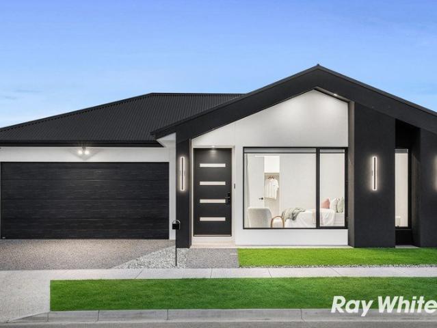 Fully Customised Family Luxury in the Heart of Wollert