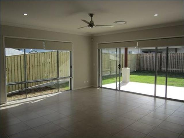Fully Ducted Executive Style Home in Coomera Springs