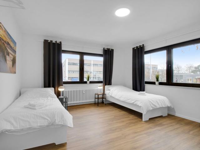 Fully equipped three bedroom apartment with balcony