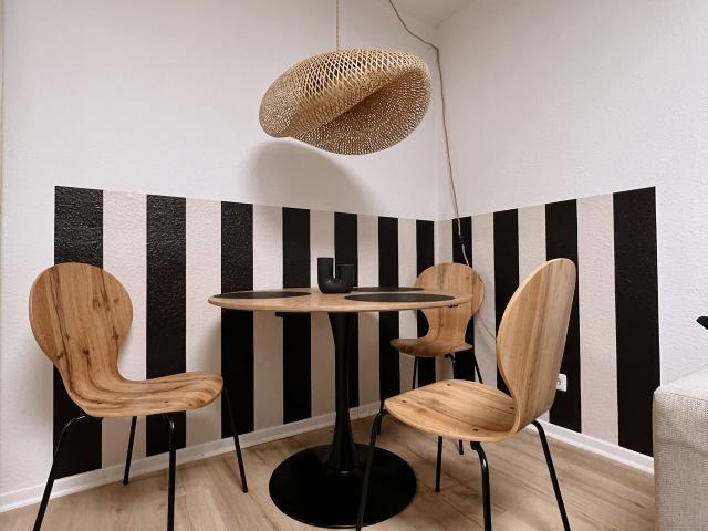 Fully equipped and furnished apartment in Jena City of lights Urban Jungle, Jena Amsterdam Apartments for Rent