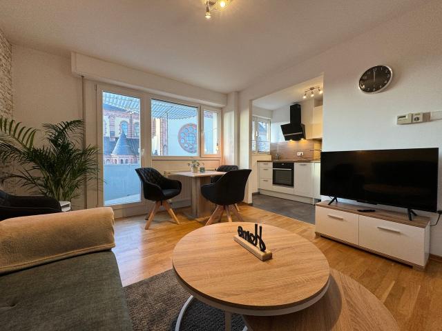 Fully equipped apartment in a central location in Karlsruhe, Karlsruhe Amsterdam Apartments for Rent