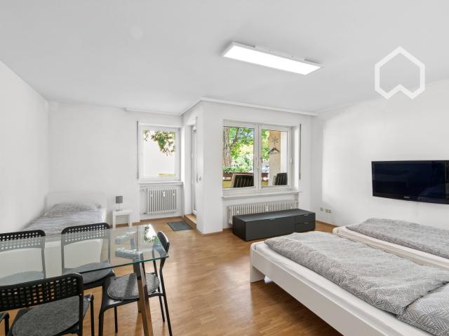 Fully equipped apartment – quiet area & ideal for work teams or student groups