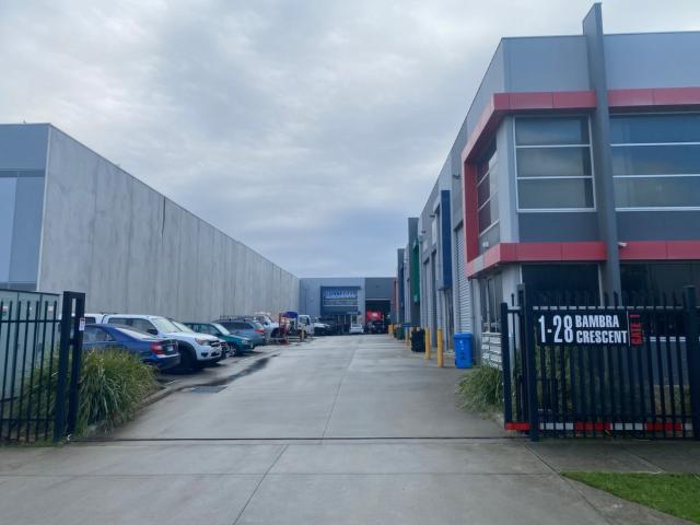 Fully Equipped Commercial Kitchen Facility – Ready to Operate! Approx. 115m²