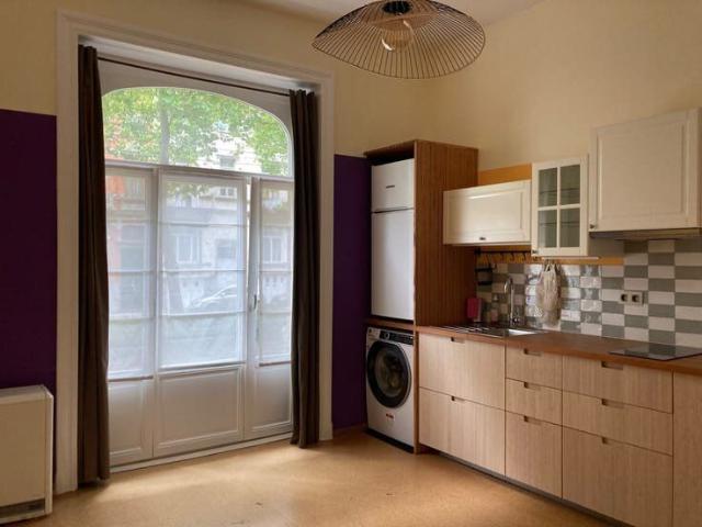 Fully equipped mini apartment Wiels district avail 01/12/26