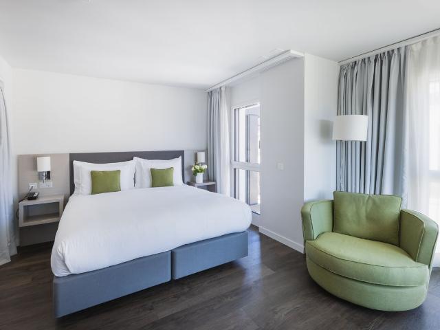Fully equipped studio apartment in Nyon, Nyon Amsterdam Apartments for Rent