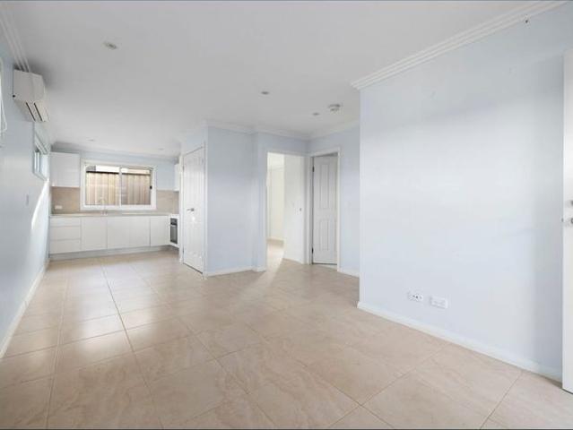 Fully Fenced 2 Bed Granny Flat | Separate Entry | Modern & Private