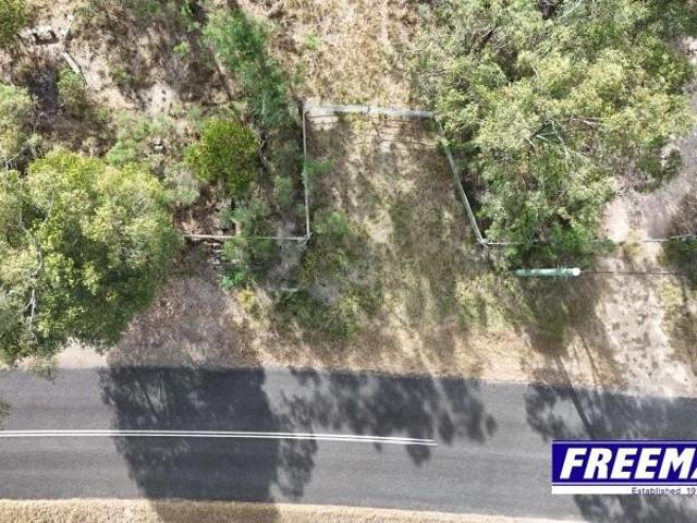 Fully fenced 5 acres with a dam