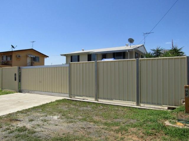 FULLY FENCED RENOVATED INCLUDING 2 PAK KITCHEN BATHROOM SECURE PARKING