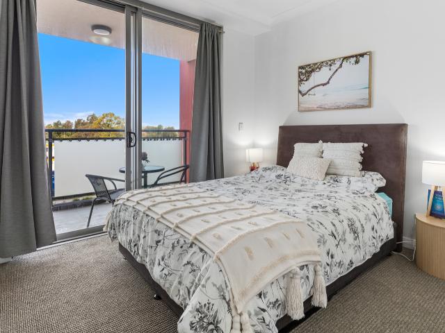 Fully furnished 3 12 month leases allowed