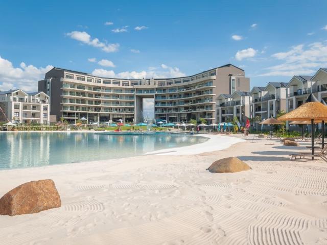 FULLY Furnished 3 Bedroom Apartment To Rent in Waterfall, Midrand!