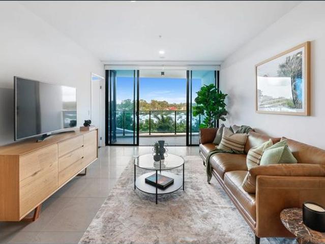 Fully Furnished 3 Bedroom Apartment with Resort Style Living