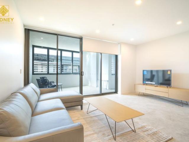 Fully furnished 3 bedroom Apartment in Marrickville