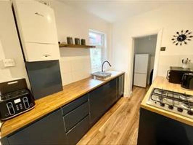 Fully Furnished 3 Bedroom Flat – Bills Included