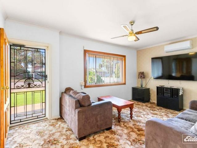Fully Furnished 3 Bedroom Home Rent Reduced