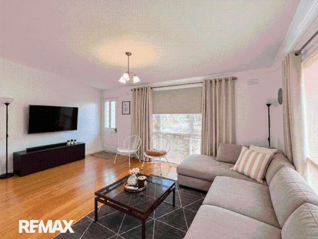 Fully Furnished 3 Bedroom Home Offering Comfort and Convenience
