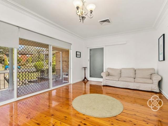 Fully Furnished 3 Bedroom Home – Perfect for a Short Term Stay