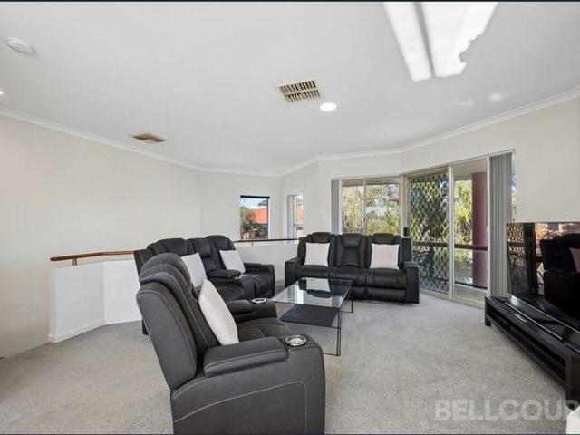 Fully Furnished 3 Bedroom Townhouse in a Prime Burswood Enclave!