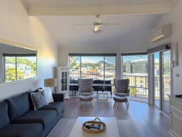 Fully furnished 3 bedroom townhouse in Nelson Bay, available for a 3 month lease at $650 per week