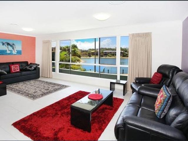 Fully Furnished 3 Bedroom Unit with Canal Views