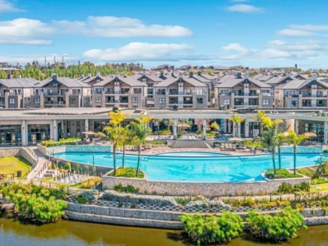 Fully Furnished 3 Bedroom 2 Bathrooms, 1st Floor Unit