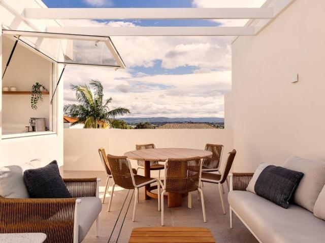 Fully Furnished 3 level 3 bed villa with a private rooftop pool with parking