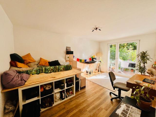 Fully Furnished 3 Room Apartment with Balcony in Central Berlin, Berlin Amsterdam Apartments for Rent