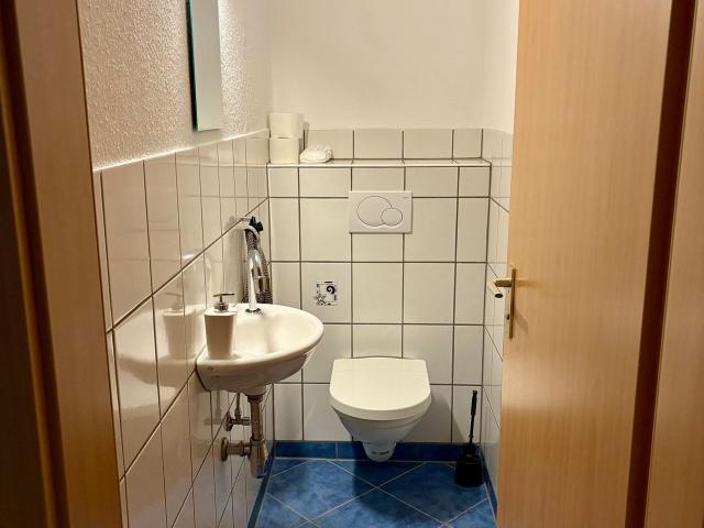 Fully furnished 3 room apartment in Degerloch center temporary, Stuttgart Amsterdam Apartments for Rent