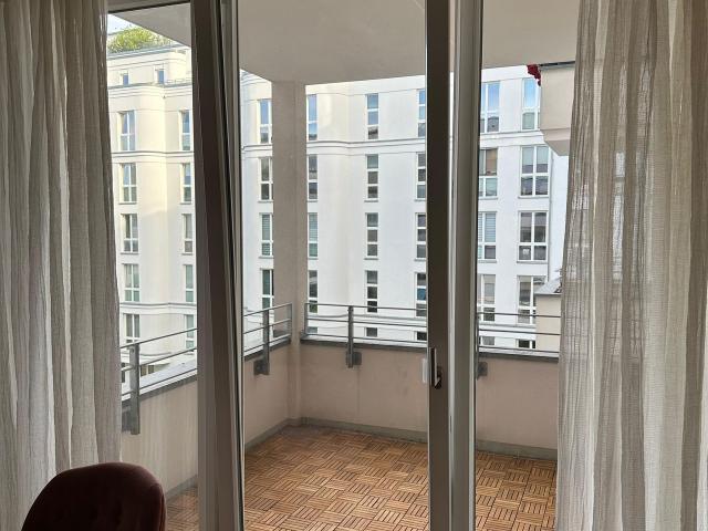 Fully furnished 3 room apartment, prime Charlottenburg location with balcony, Berlin Amsterdam Apartments for Rent