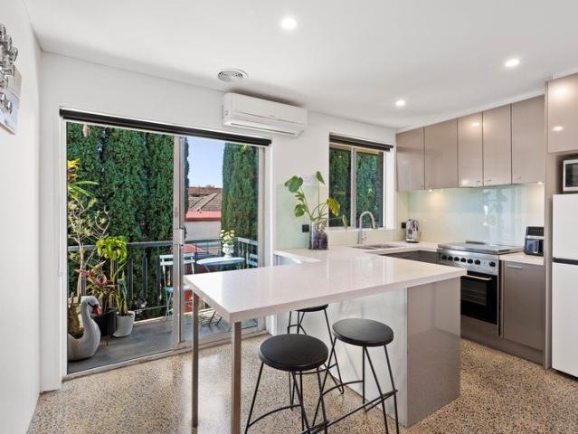 Fully Furnished 1 3 Months Leases Available.