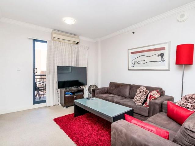 FULLY FURNISHED 1 BED IN THE HEART OF PERTH