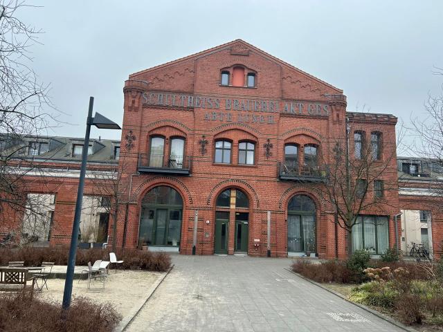 Fully Furnished 1 Bedroom Apartment with South Facing Balcony at Viktoriapark – All Inclusive, Berlin Amsterdam Apartments for Rent