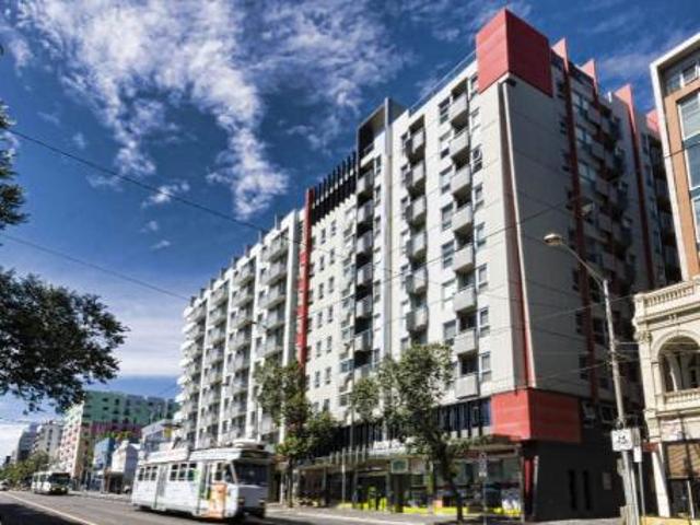 Fully furnished 1 bedroom Apartment at Arrow on Swanston Available Now!