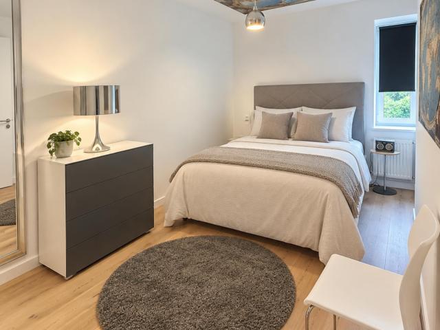 Fully Furnished 1 Bedroom Apartment in Central Munich including Parking Garage