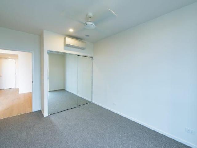 Fully Furnished 1 Bedroom + Big Study Apartment in the Heart of West End