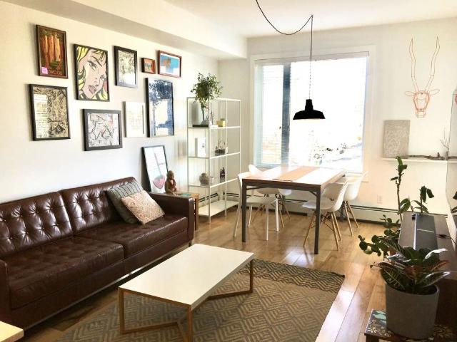 Fully Furnished 1 Bedroom + Den | West Hillhurst — 1 Bedroom+ Den Condo Unit